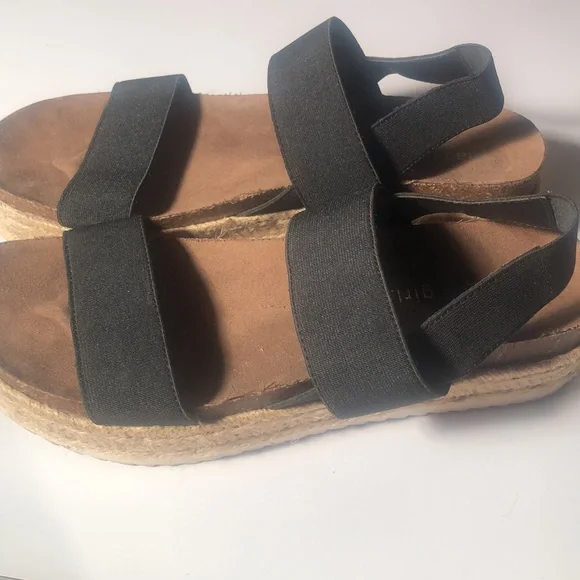 Madden girl Espadrille size 8.5 - Picture 2 of 10